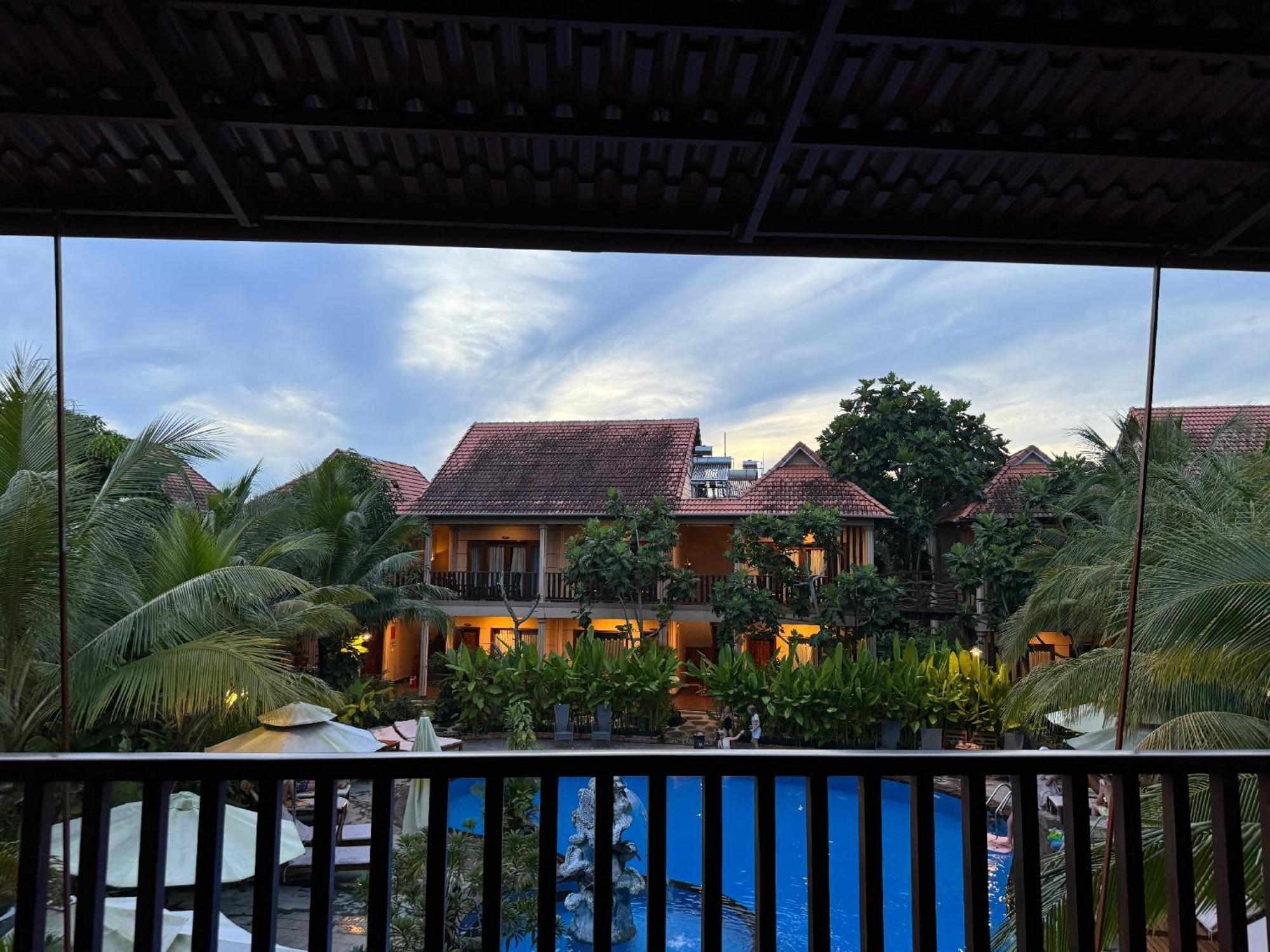 Golden Topaz Phu Quoc Resort Экстерьер фото